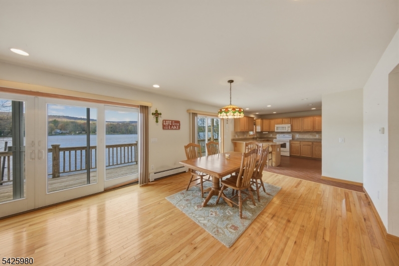 14 E Shore Dr