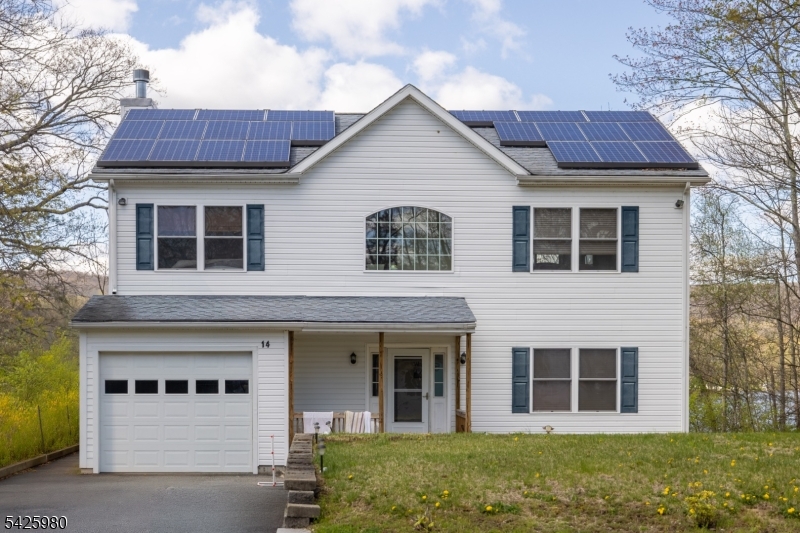 14 E Shore Dr