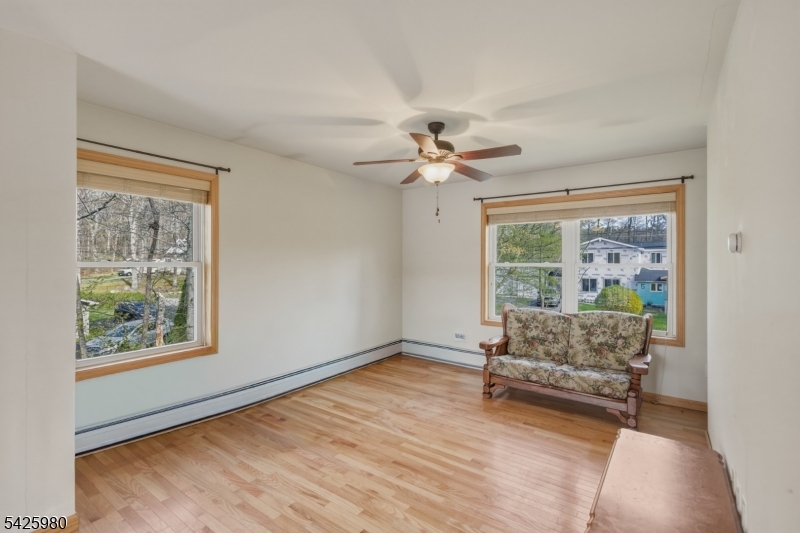 14 E Shore Dr