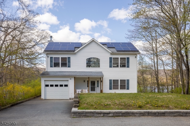 14 E Shore Dr