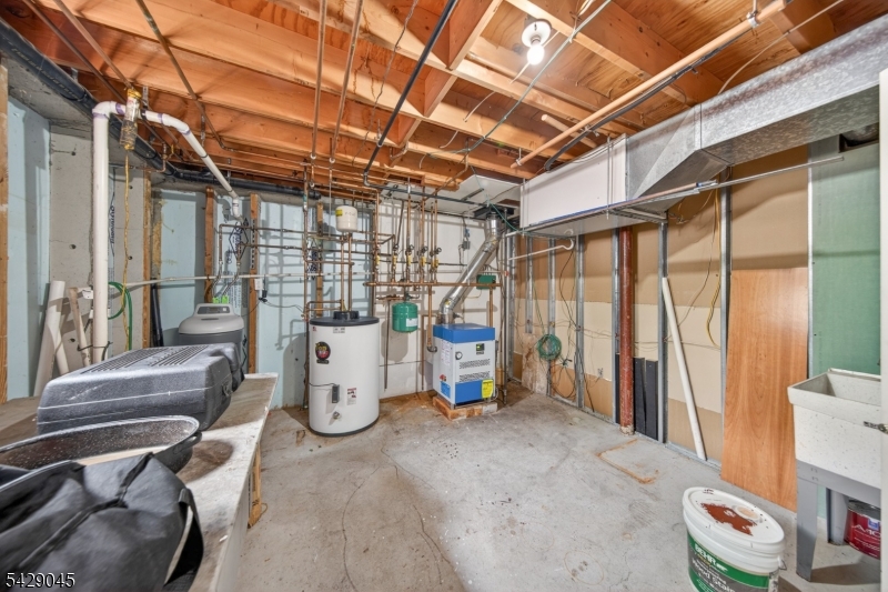 20 Willow Grove Ct