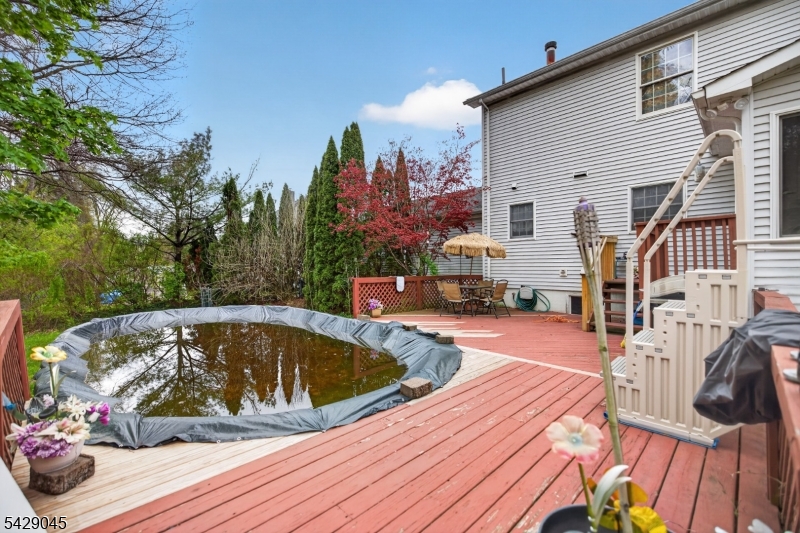 20 Willow Grove Ct