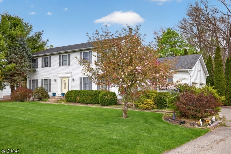 20 Willow Grove Ct