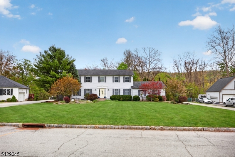 20 Willow Grove Ct