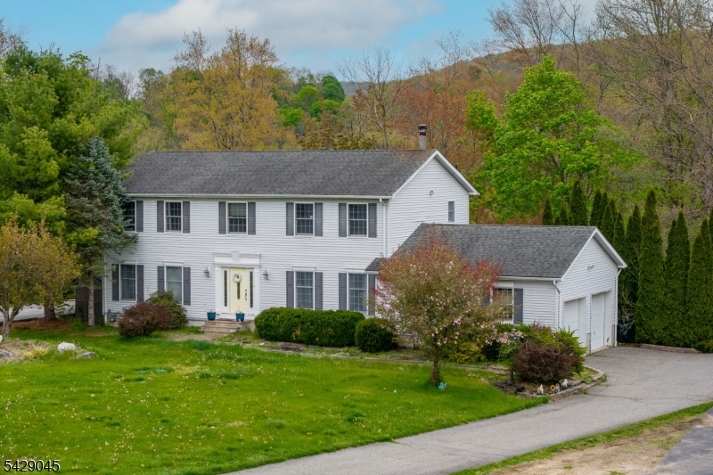 20 Willow Grove Ct