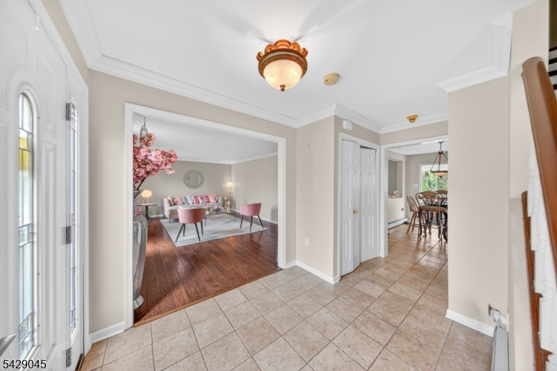 20 Willow Grove Ct