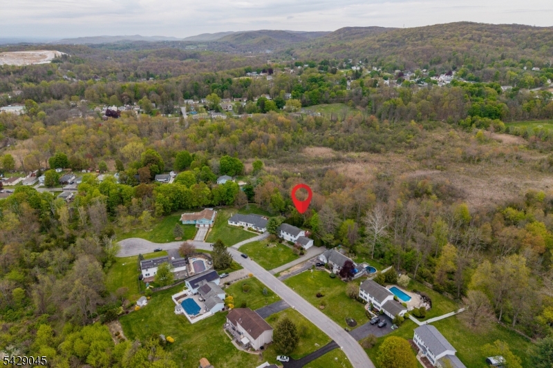 20 Willow Grove Ct