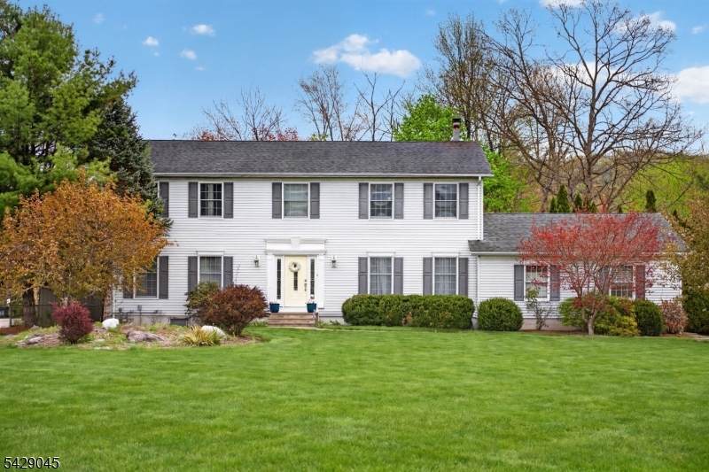 20 Willow Grove Ct