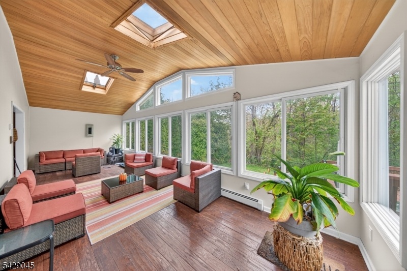 20 Willow Grove Ct