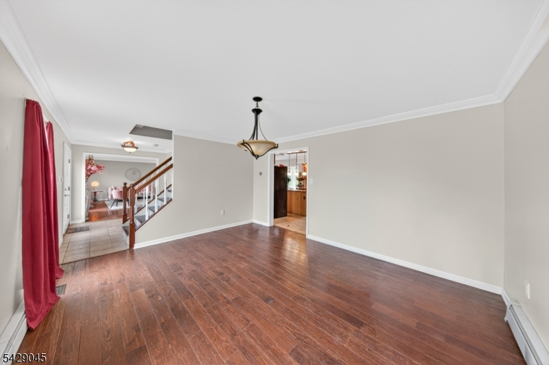 20 Willow Grove Ct