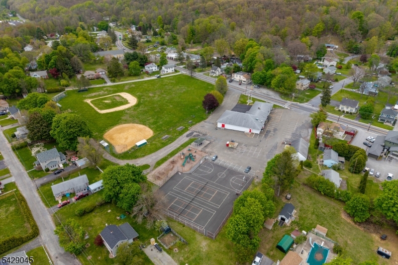 20 Willow Grove Ct