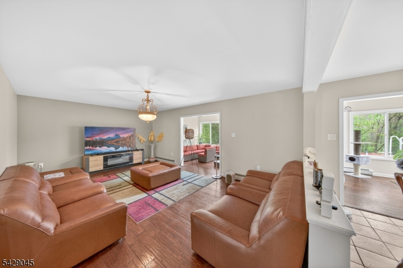 20 Willow Grove Ct
