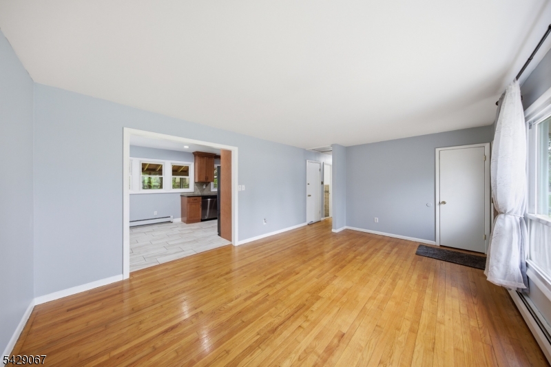 18 Belton St