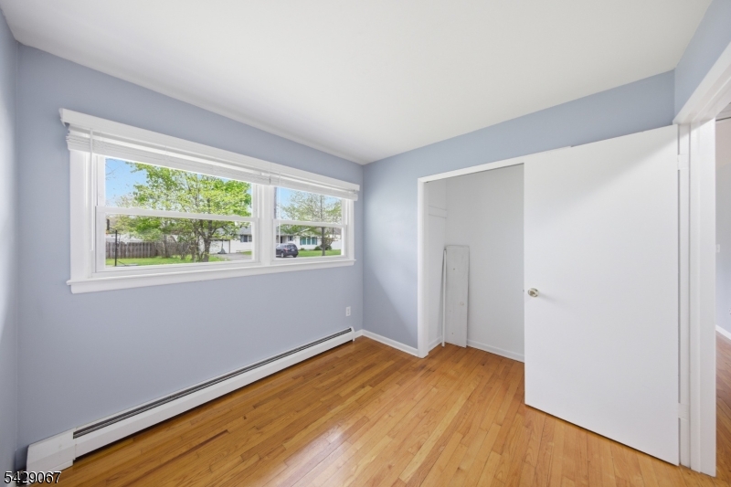 18 Belton St