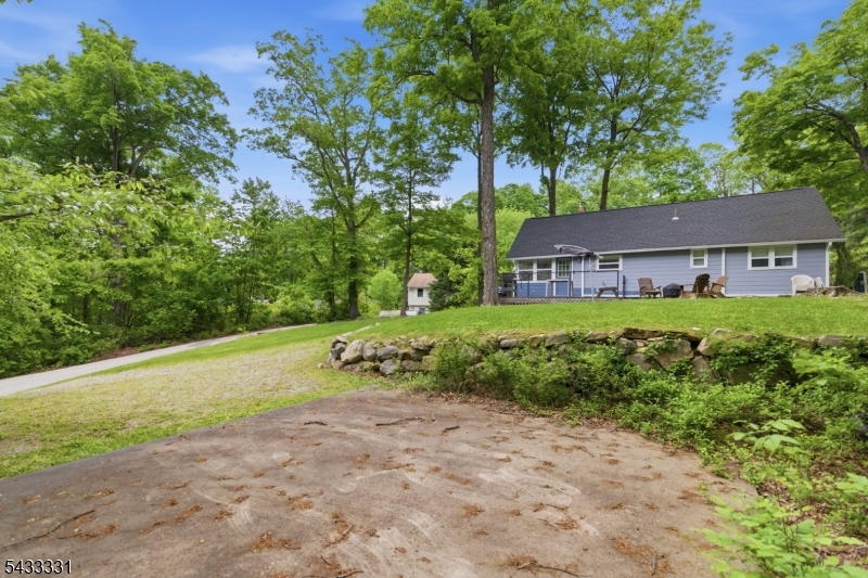 123 Glen Rd
