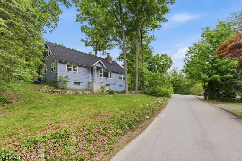 123 Glen Rd