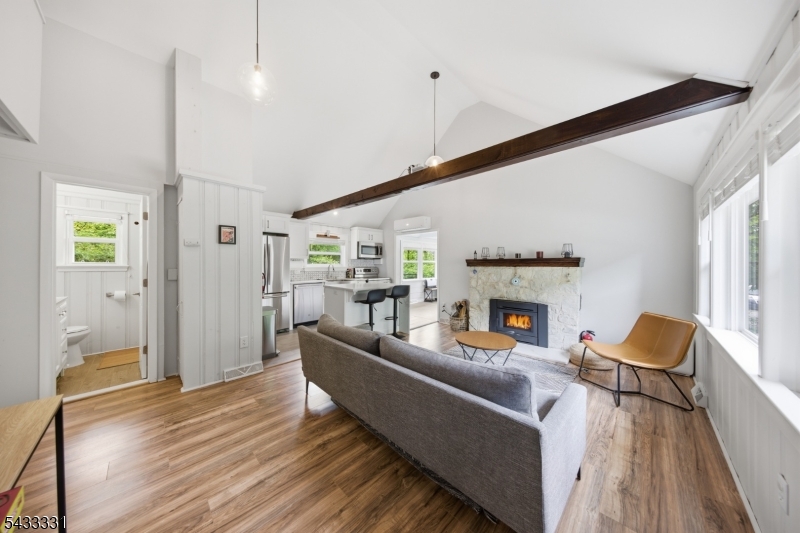 123 Glen Rd