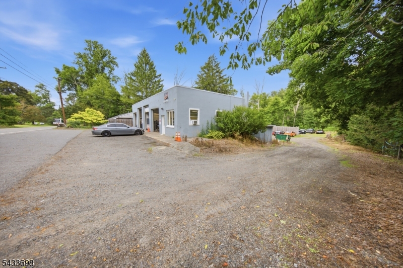 117 Silver Lake Rd