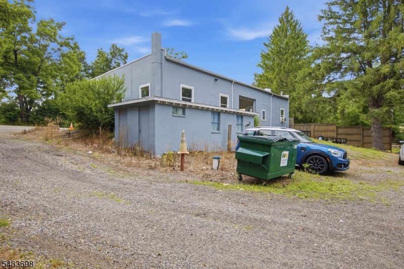 117 Silver Lake Rd