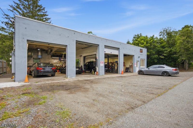 117 Silver Lake Rd