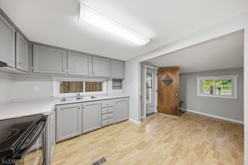 117 Silver Lake Rd