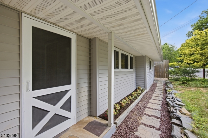 117 Silver Lake Rd