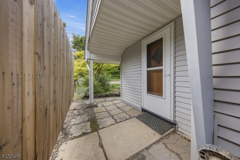 117 Silver Lake Rd