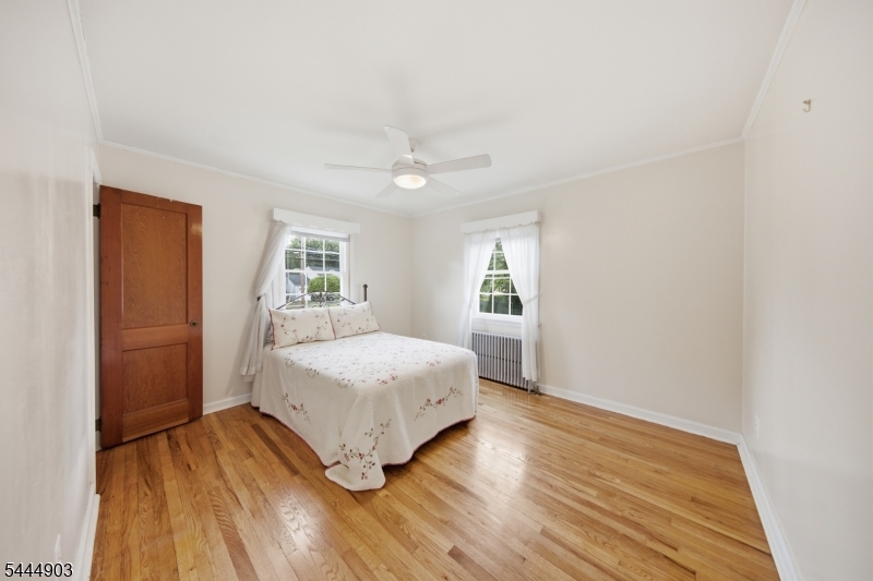15 Spruce Pl
