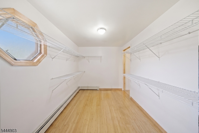 15 Spruce Pl