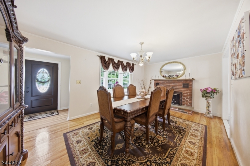 15 Spruce Pl