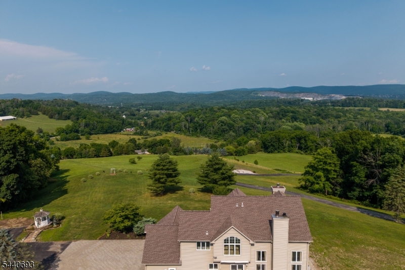130 Pond School Rd