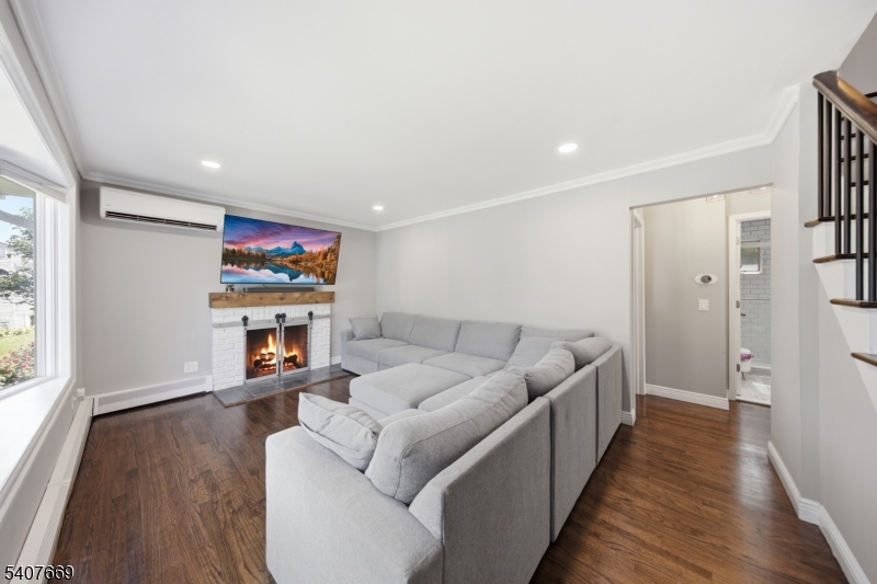 27 Jefferson Ter