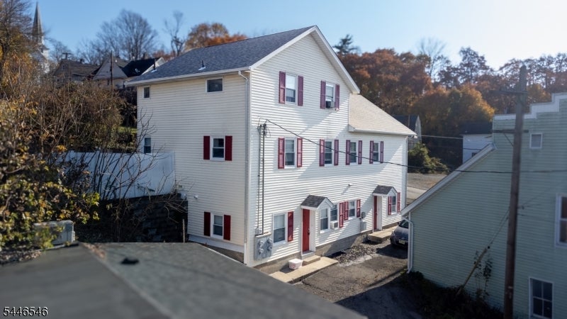 3 Church St C