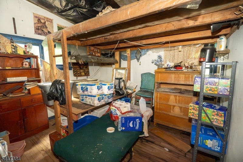 24 Underrock Rd