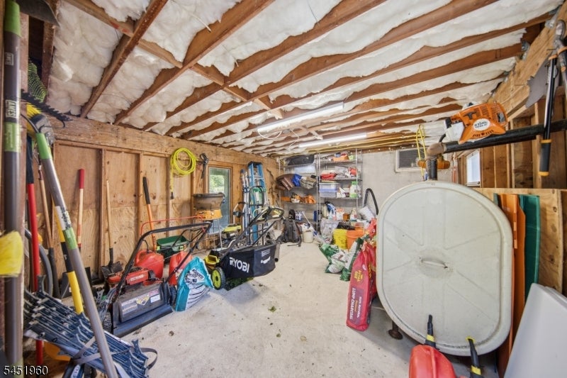 26 Lake Shore Rd W