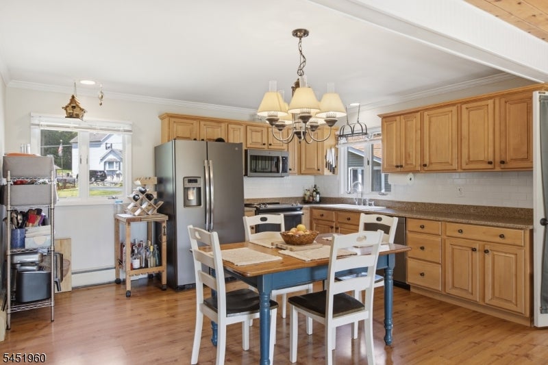 26 Lake Shore Rd W