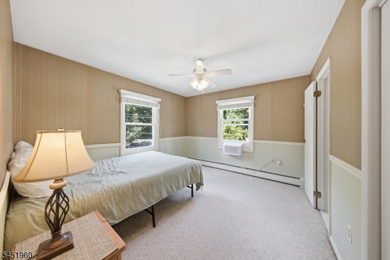 26 Lake Shore Rd W