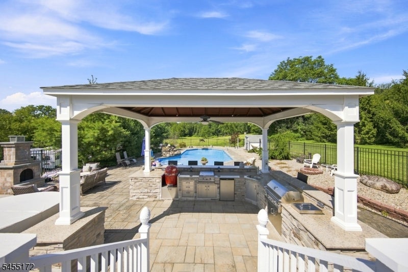 39A Hope Rd