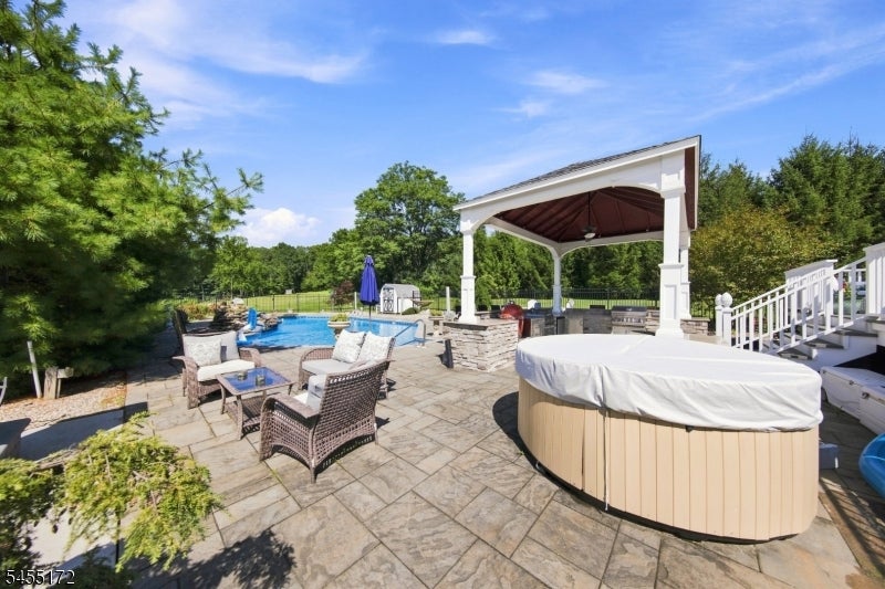 39A Hope Rd
