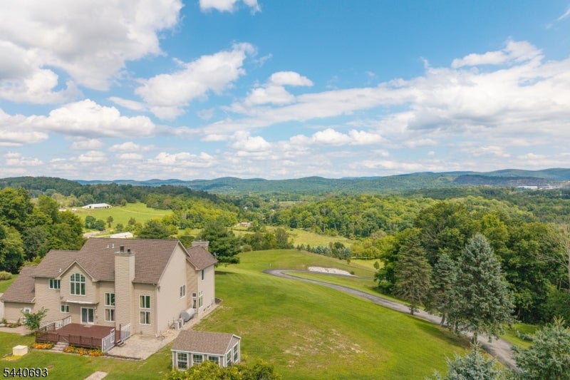 130 Pond School Rd