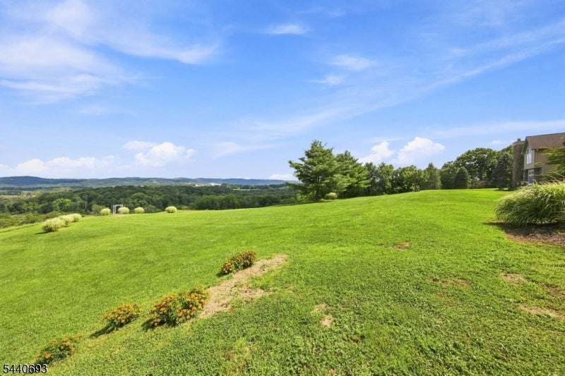 130 Pond School Rd