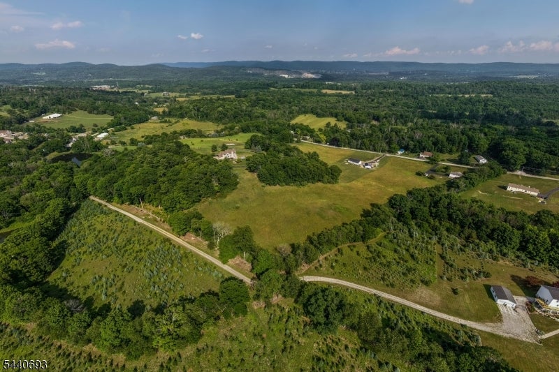 130 Pond School Rd