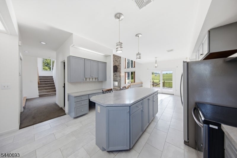 130 Pond School Rd