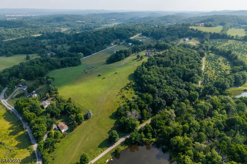 130 Pond School Rd