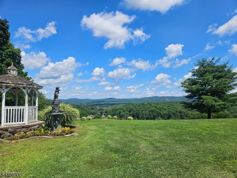 130 Pond School Rd