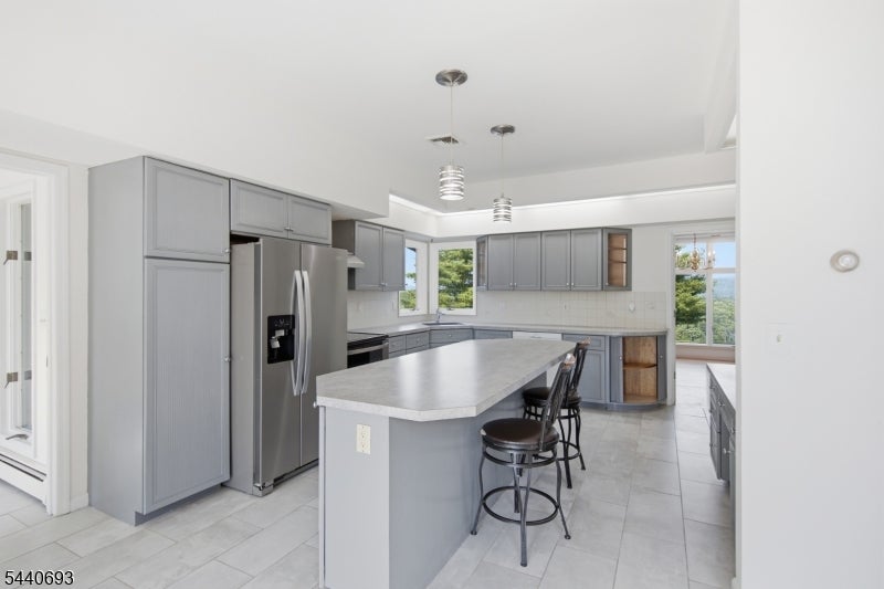 130 Pond School Rd