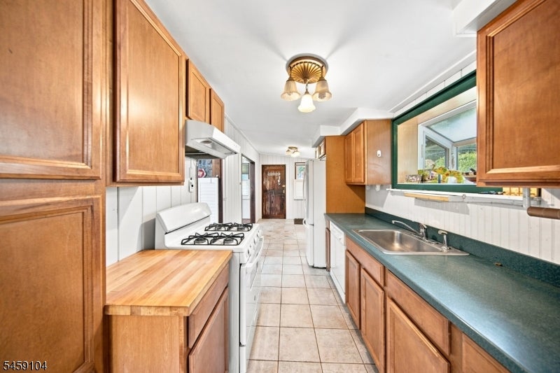 4 Cohocton Rd