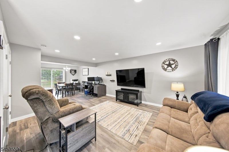 54 Cheyenne Rd