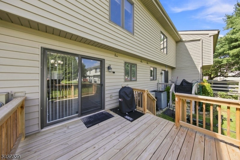 54 Cheyenne Rd