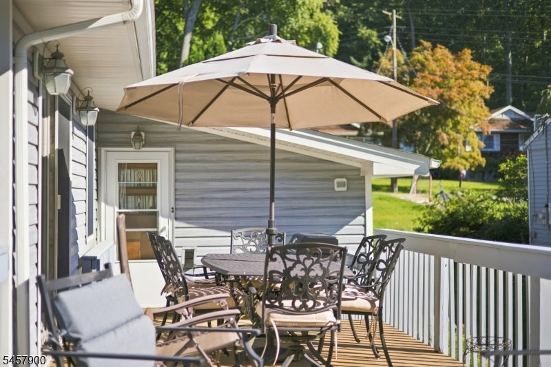 25 Sachem Rd